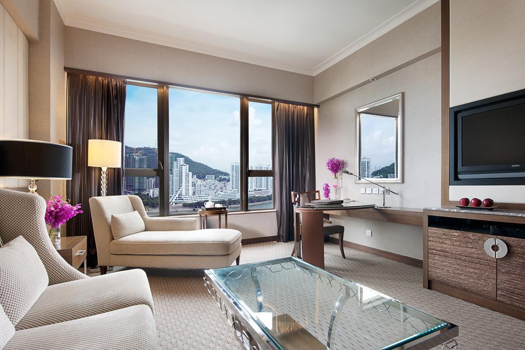 Sofitel Macau At Ponte 16 Hotel Eksteriør billede Deluxe Room